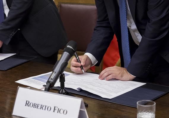Il Presidente Fico firma il Protocollo